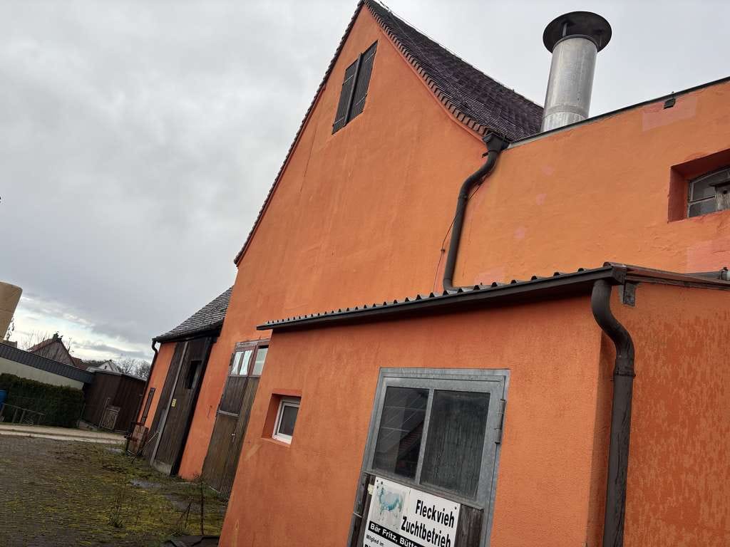 Immobilie in Roßtal - Bauernhaus mit großen Grundstück  - Bild 2