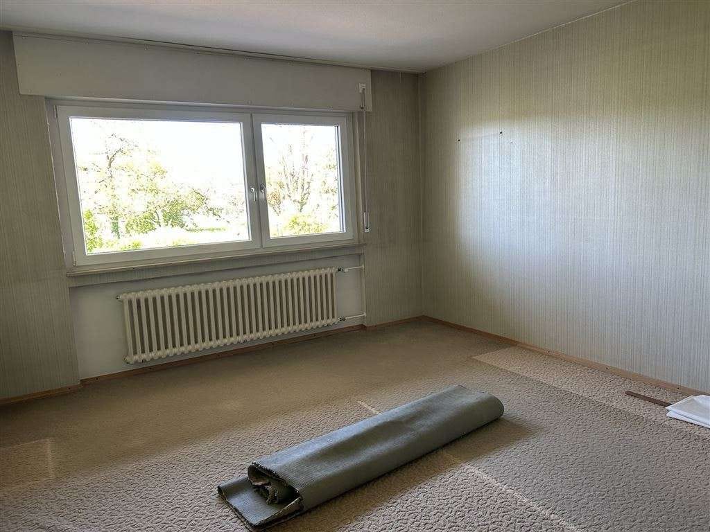 Immobilie in Elchesheim-Illingen - 3-Zimmer-Wohnung mit beeindruckender Wohnfläche und Garten  in Elchesheim-Illingen - Bild 4