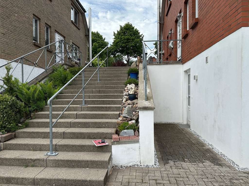 Immobilie in Wees - Großzügige Doppelhaushälfte mit Einliegerwohnung - Bild 2