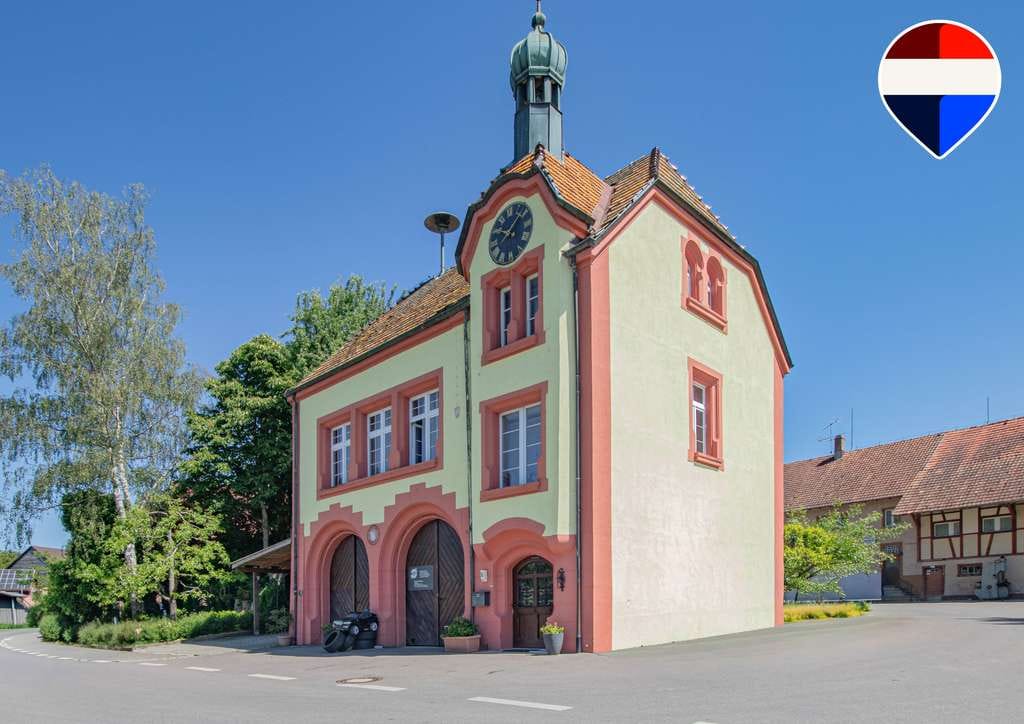 Immobilie in Dettighofen - Historischer Charme mit besonderer Architektur - Denkmalgeschütztes Einfamilienhaus in Berwangen - Bild 0