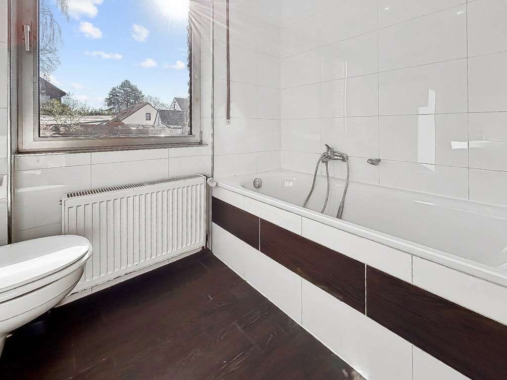 Immobilie in Rheinberg - Reihenendhaus mit großem Grundstück in Rheinberg/Orsoyerberg - Bild 4
