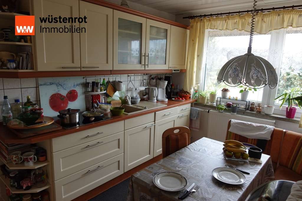 Immobilie in Sömmerda - Doppelhaushälfte mit Einliegerwohnung, Wintergarten & moderner Energietechnik - Bild 3