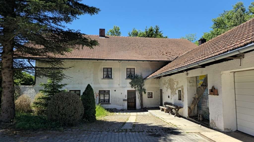 Immobilie in Jandelsbrunn - DREISEIT-MÜHLENHOFSTELLE 
MIT HOLZBLOCKBAUERNHAUS UND 
E-WASSERKRAFTWERK MIT BACHLAUF
 - Bild 3