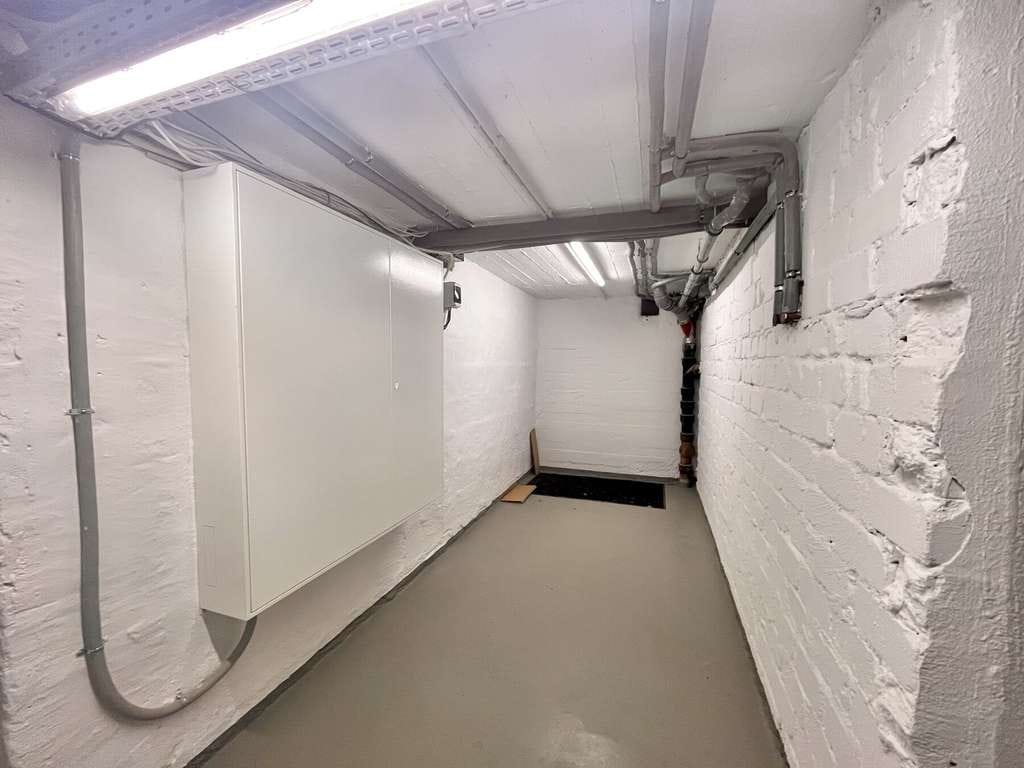 Immobilie in Mönchengladbach - 1-Zimmer-ETW * gepflegtes Mehrfamilienhaus * zentrumsnah * ca. 37 m² Wohnfläche * Kapitalanlage * - Bild 2