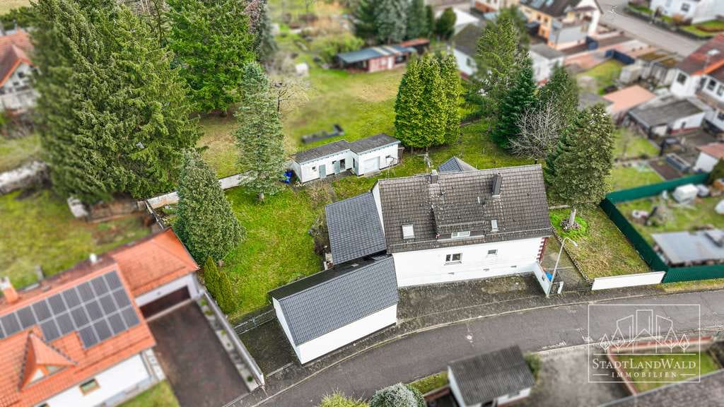 Immobilie in Schweix - Platz für Familie, Hobby & Mehr – Großzügiges Haus mit Garage und Nebengebäude - Bild 2