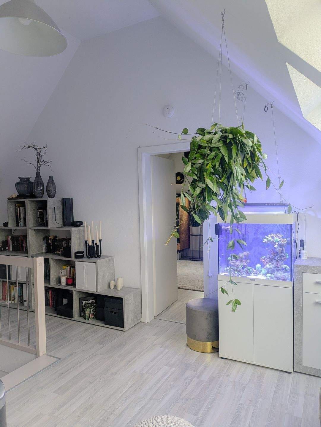 Immobilie in Nufringen - Zukunftssicher investieren oder hocheffizient wohnen: A+ 4,5 - Maisonette mit Panoramablick und Top-Anbindung - Bild 3