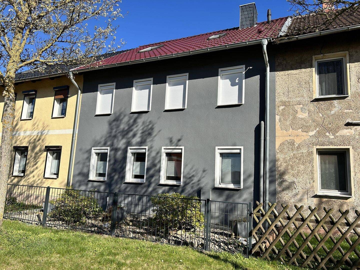 Immobilie in Nordhausen - Zeitloses Fachwerk-Juwel mit moderner Ausstattung - Das sanierte Reihenhaus im Herzen von Bielen - Bild 1