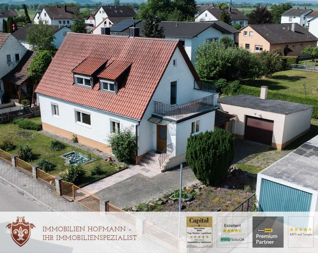 Immobilie in Pilsting - *** Sanierungsbedürftiges Einfamilienhaus in zentraler Lage *** - Bild 0