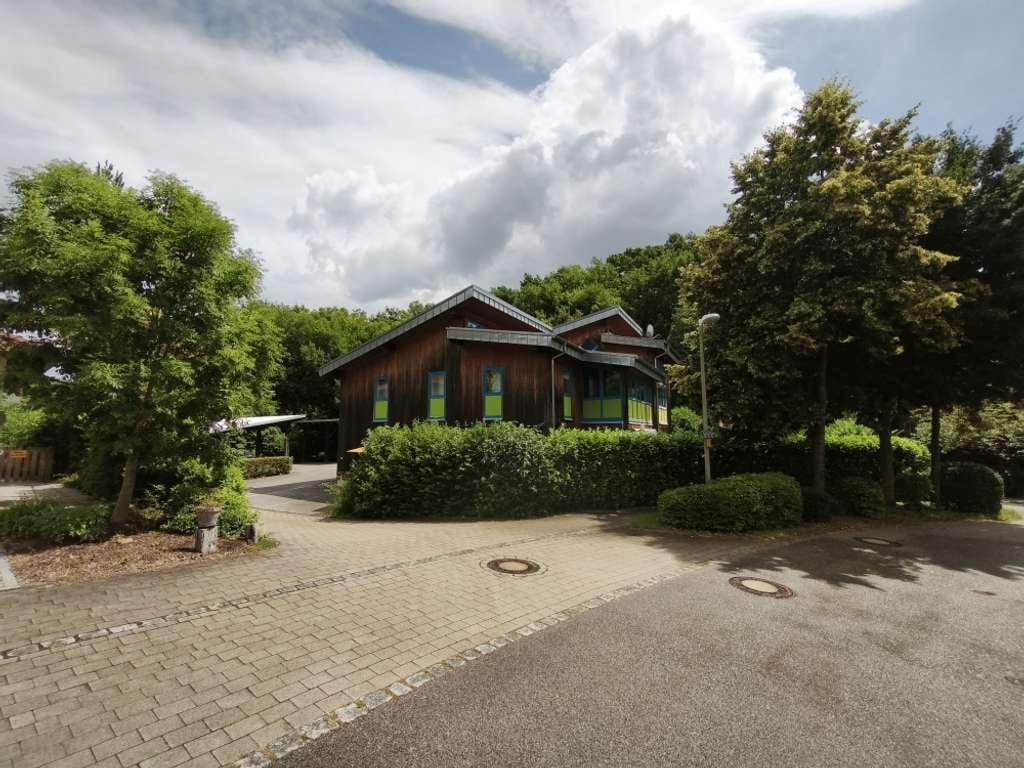 Immobilie in Steinach - Grosse  2,5 Zi. EG Whg. mit Garten, vermietet, ruhig - Bild 0