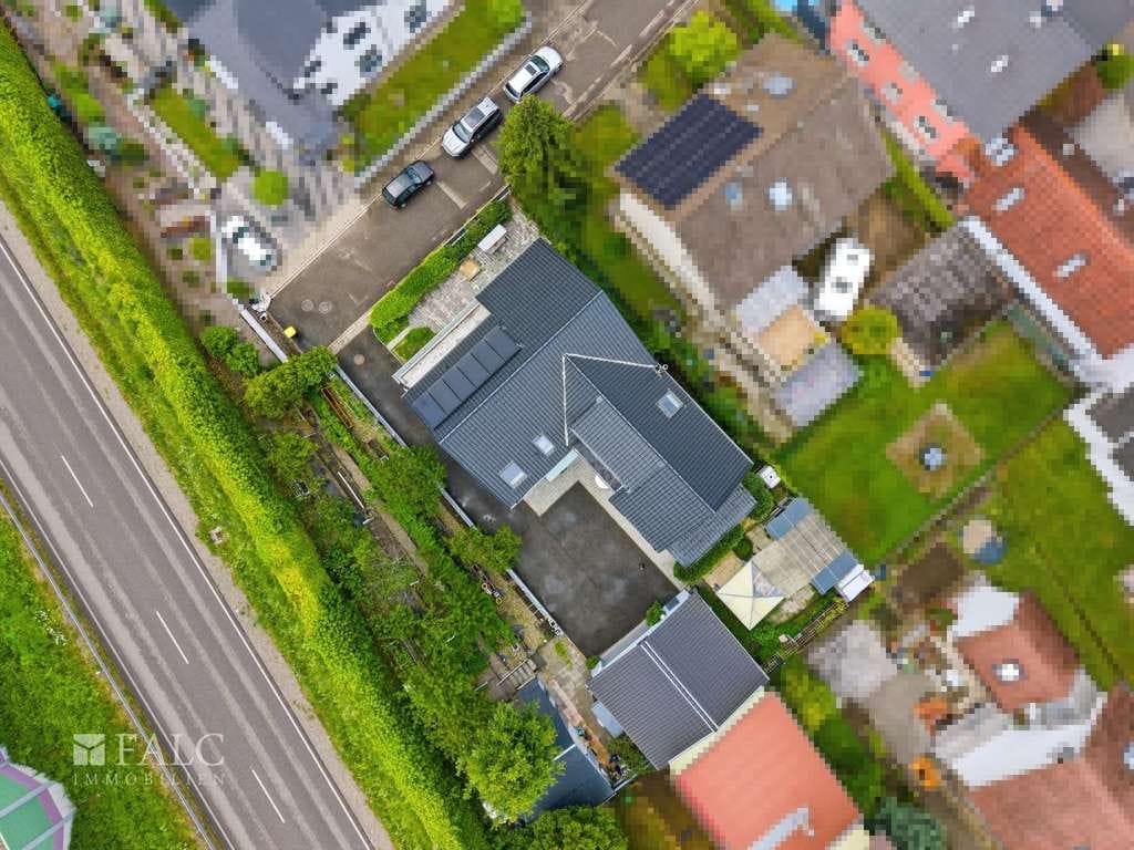 Immobilie in Sinzheim - Wohnanlage mit 3 Wohneinheiten im Grünen – solide Mietrendite inklusiv !! - Bild 2