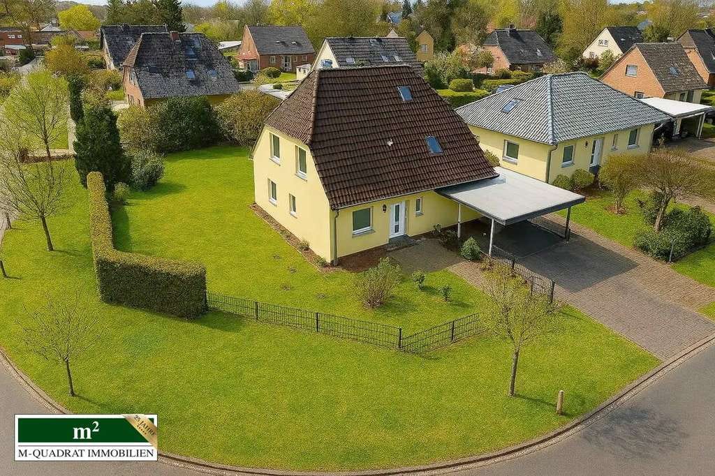 Immobilie in Toppenstedt - PROV.FREI F. KÄUFER: EFH BJ 2007, FAM.FREUNDLICH & EFFIZIENT IN TOPLAGE MIT DOP.CARPORT & GR. GARTEN - Bild 0