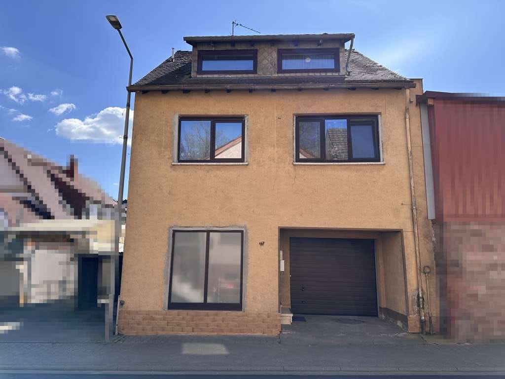 Immobilie in Lützelbach - Ein erschwingliches Zuhause, liebevoll renoviert zum Einziehen und drei Etagen voller Möglichkeiten - Bild 1