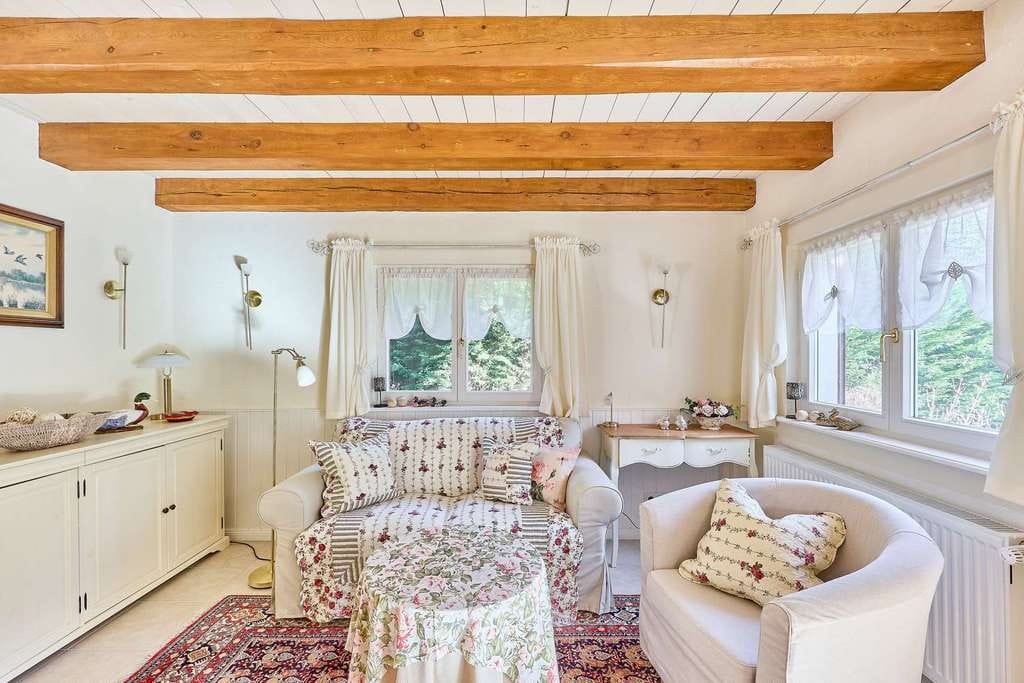 Immobilie in Elmstein - Einzigartige Gelegenheit: Bestehendes Airbnb-Konzept mit Übernahmemöglichkeit - Bild 1