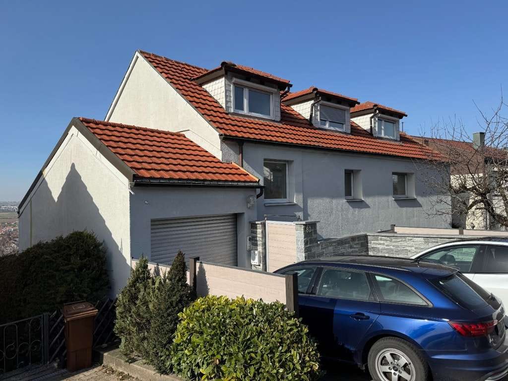 Immobilie in Gerlingen - Exklusive Panoram-EFH in Gerlingen: Residieren über den Wolken - Bild 0