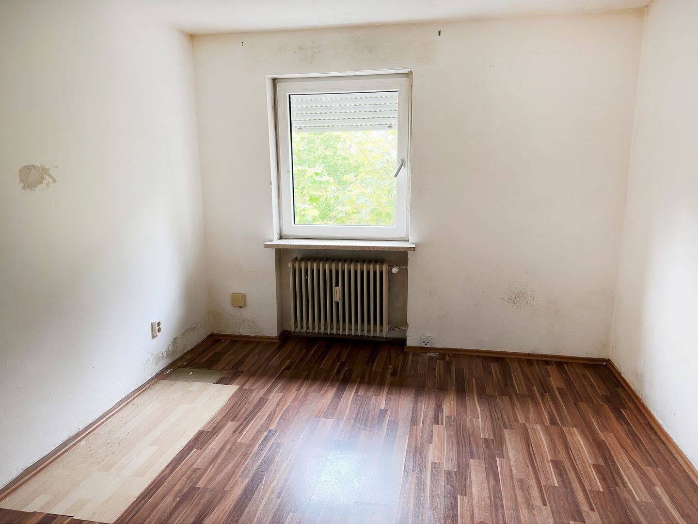 Immobilie in Waldkraiburg - Mehrfamilienhaus mit genehmigtem Umbau/Erweiterungsflächen - Bild 4
