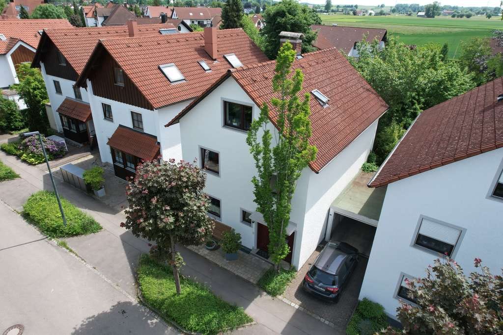 Immobilie in Kissing - Traumhaftes Kettenhaus mit guter Anbindung 🏡 - Bild 0