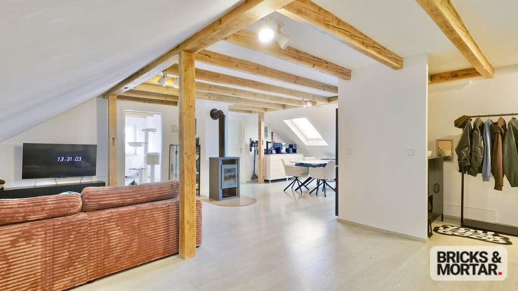 Immobilie in Röfingen - Modern ausgebaute Dachgeschosswohnung (2019) – stilvoll ausgebaut - Bild 2