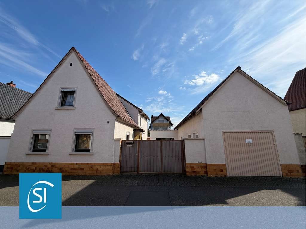 Immobilie in Schifferstadt - Viel Potenzial und zahlreiche Möglichkeiten: Freistehendes Einfamilienhaus mit Nebengebäude - Bild 0