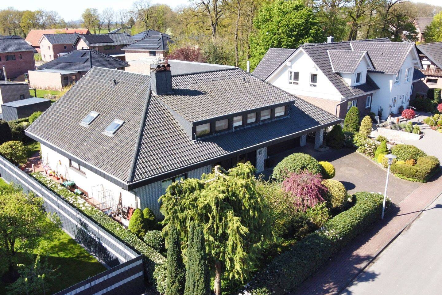 Immobilie in Merzen - Großzügiges Ein- oder Zweifamilienhaus in schöner und ruhiger Siedlungslage! - Bild 1