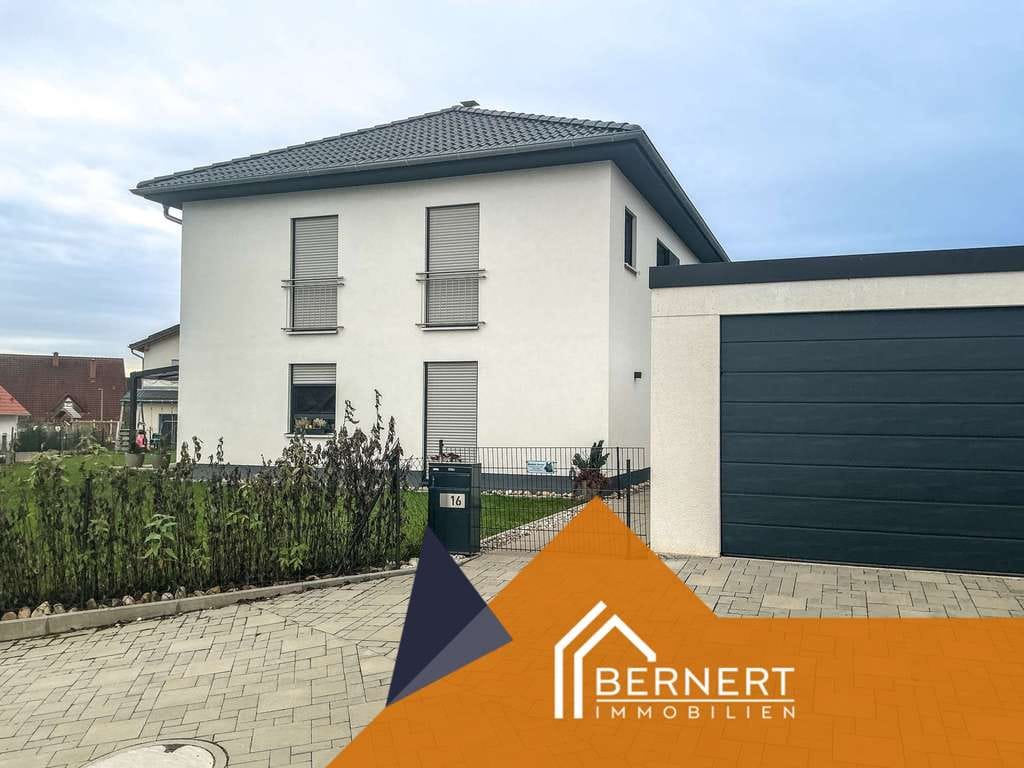 Immobilie in Wachenroth - Modernes Einfamilienhaus mit Doppelgarage – hochwertige Bauweise & zeitgemäßer Wohnkomfort - Bild 2