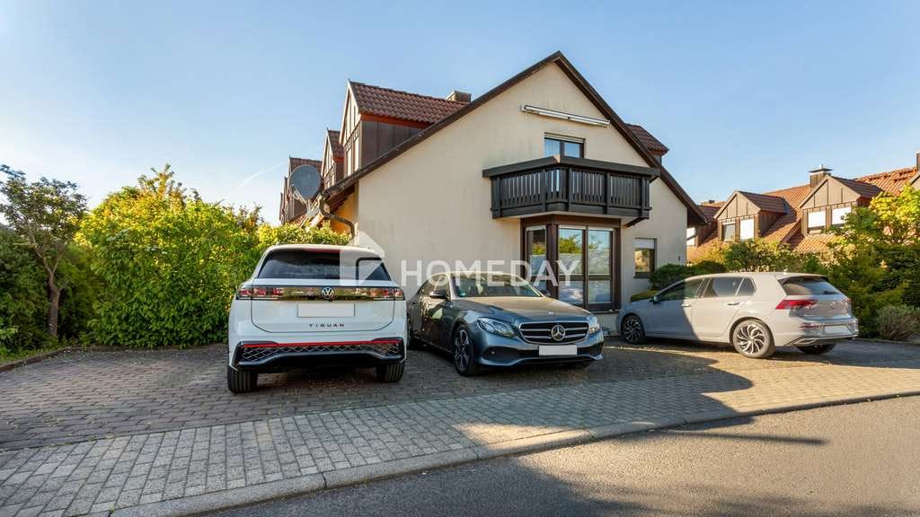 Immobilie in Kreuzwertheim - 2-Zimmer-Dachgeschosswohnung mit Balkon & Tageslichtbad - Bild 0