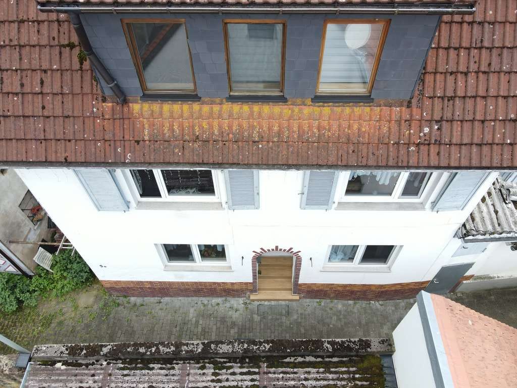 Immobilie in Büdingen - Kernsaniertes Haus mit moderner Heizung, einzugsbereit aktuell Leerstand - Bild 2