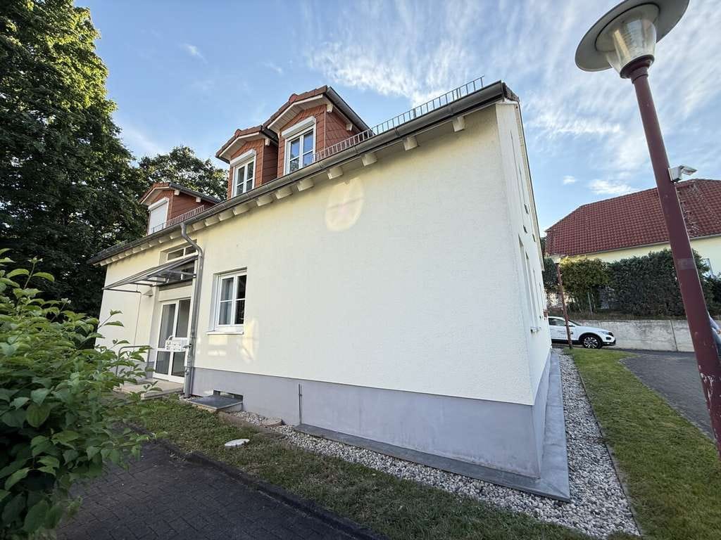 Immobilie in Moritzburg - Freistehende kleine 4-Zimmer-Wohnung in traumhafter Lage für Eigennutzer oder Anleger! - Bild 0