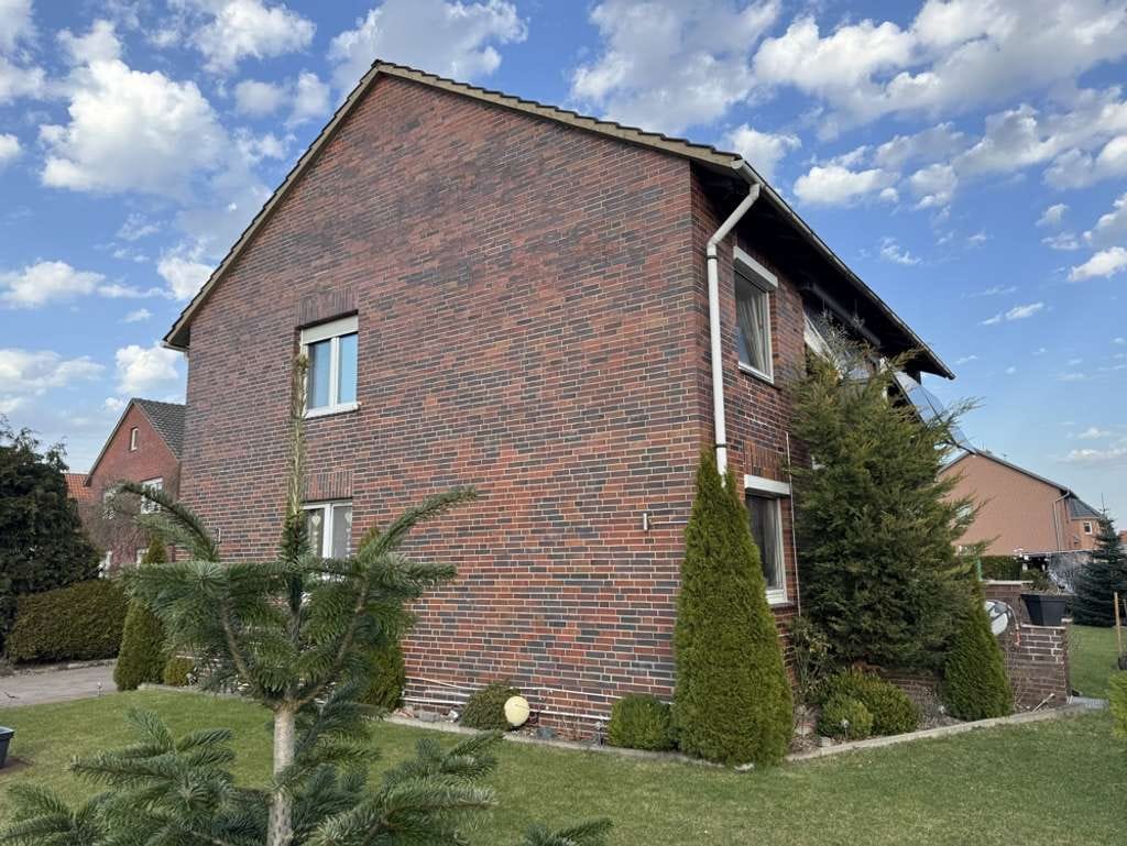 Immobilie in Leese - Repräsentatives Zweifamilienhaus - Bild 1