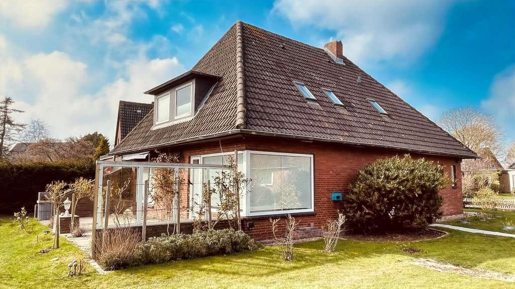 Immobilie in Wyk auf Föhr - Geräumiges Einfamilienhaus mit Südterrasse - Bild 1