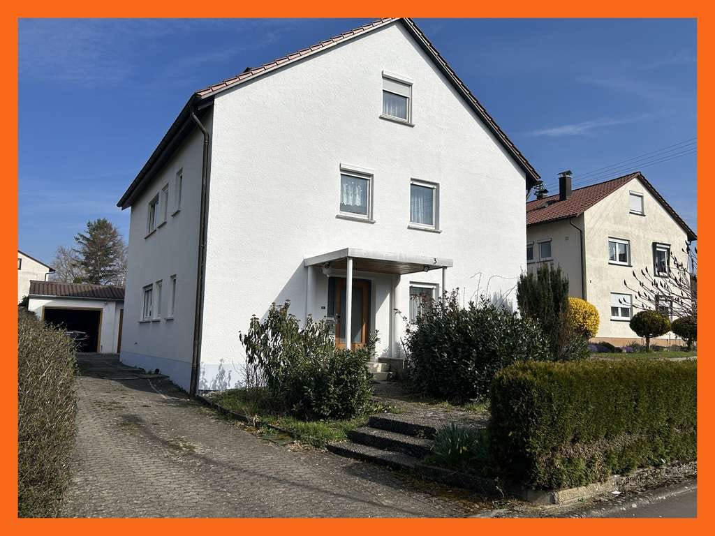 Immobilie in Gomaringen - Schönes, vielfältiges Zweifamilienhaus in toller Lage von Gomaringen - Bild 0