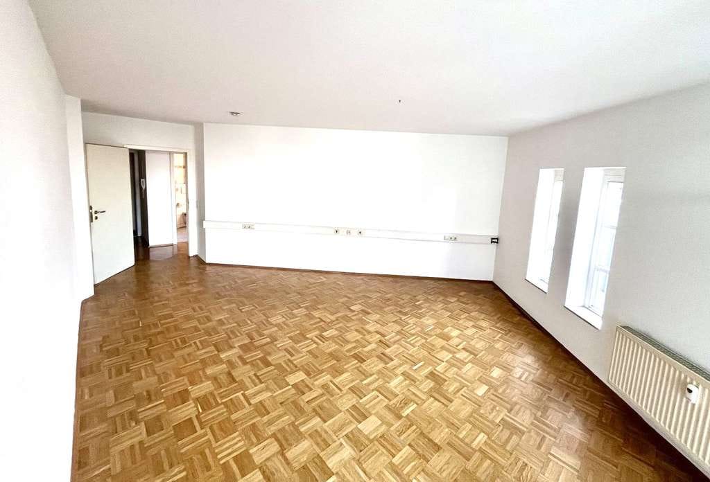 Immobilie in Donaueschingen - Ideal für Kapitalanleger und Eingennutzung - Charmante 2-Zimmer-Wohnung mit zwei Balkonen - Bild 1