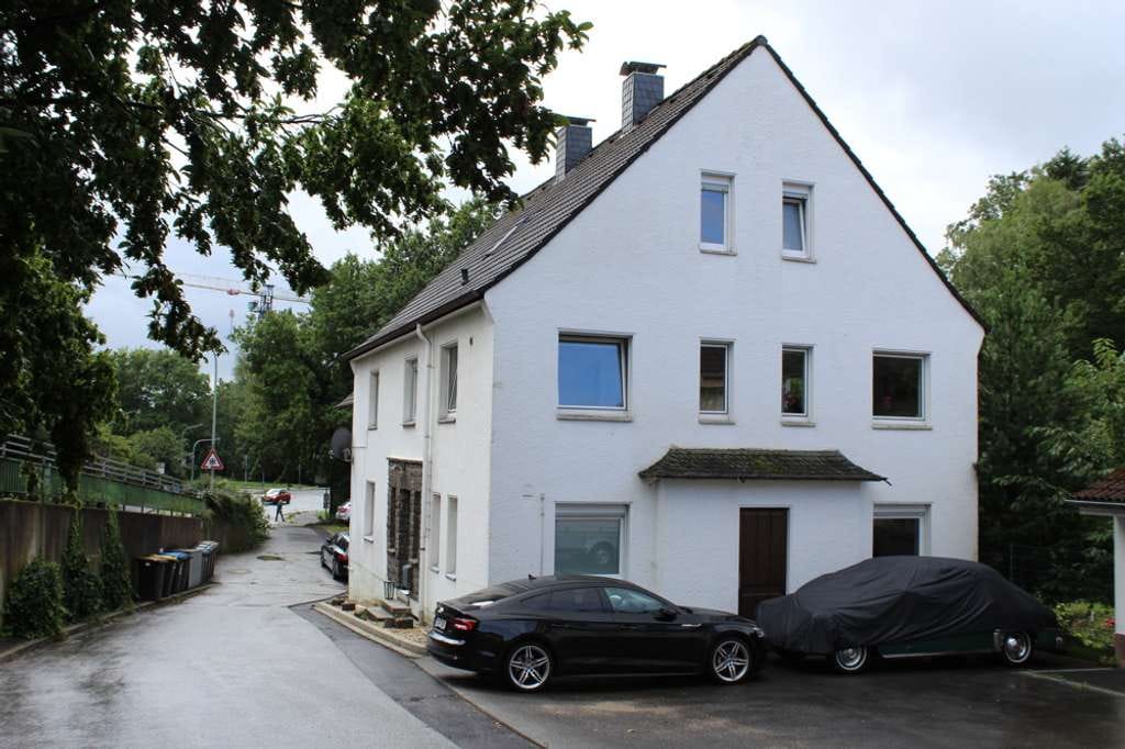 Immobilie in Haan - Großes Einfamilienhaus auch als Mehrgenerationenhaus nutzbar, zentrumnah - Bild 1