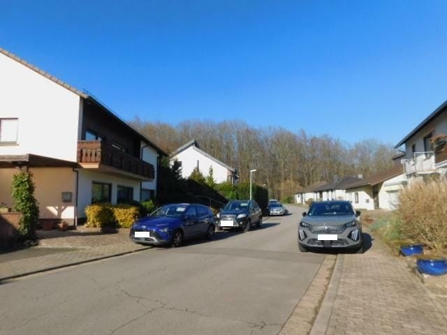Immobilie in Quierschied - Quierschied-Fischbach- gepflegtes MFH mit 3 Einheiten als Miet-oder Anlageobjekt - Bild 3