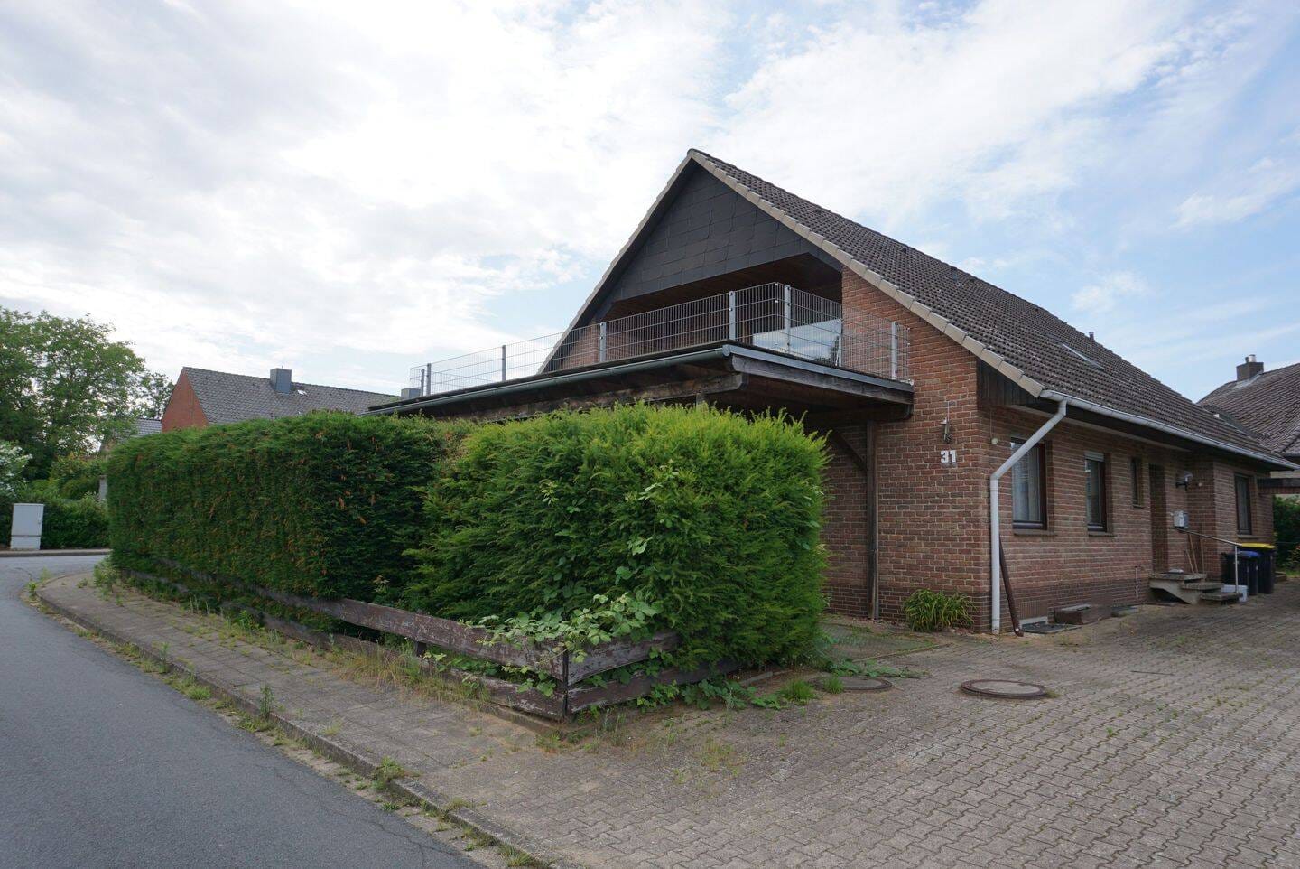 Immobilie in Embsen - Einfamilienhaus ca. 210 m² Wohnfläche mit Einliegerwohnung in 21409 Embsen, 680m² Eigentumsgrundstück, viel Platz für die große Familie  - Bild 1