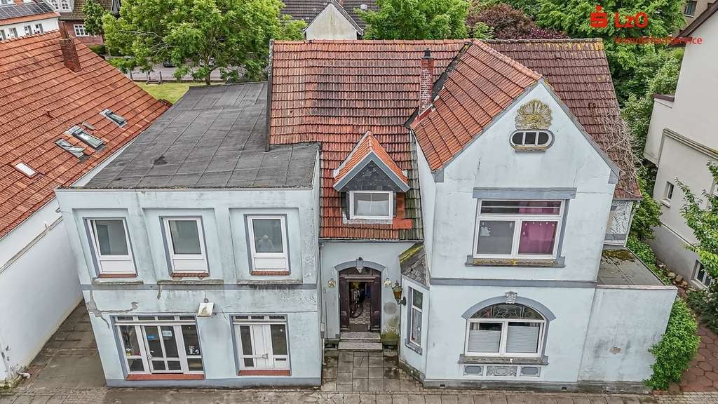 Immobilie in Brake - Wohn- und Geschäftshaus in zentraler Lage - Bild 0