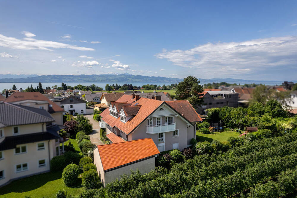 Immobilie in Wasserburg (Bodensee) - Imposante Residenz am Bodensee mit Berg- und Seesicht! - Bild 2