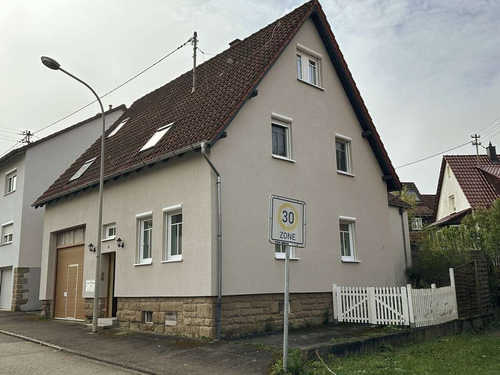 Immobilie in Korb - Ideal für Familien: 6-Zimmer und eine Einliegerwohnung warten auf Sie! - Bild 1