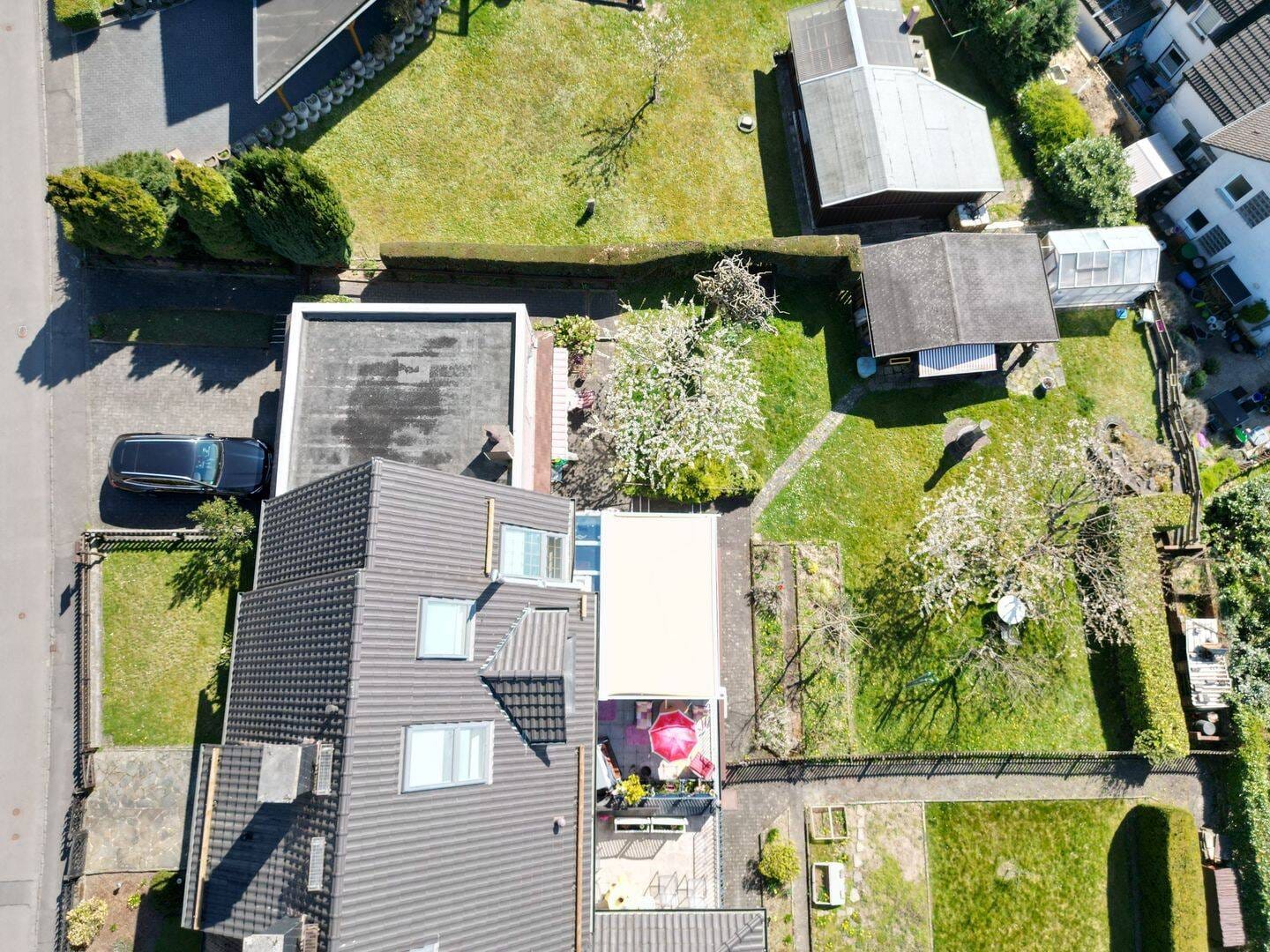 Immobilie in Reichshof - Exklusives Ein- bzw. Zweifamilienhaus in Traumlage von Reichshof-Eckenhagen - Bild 2