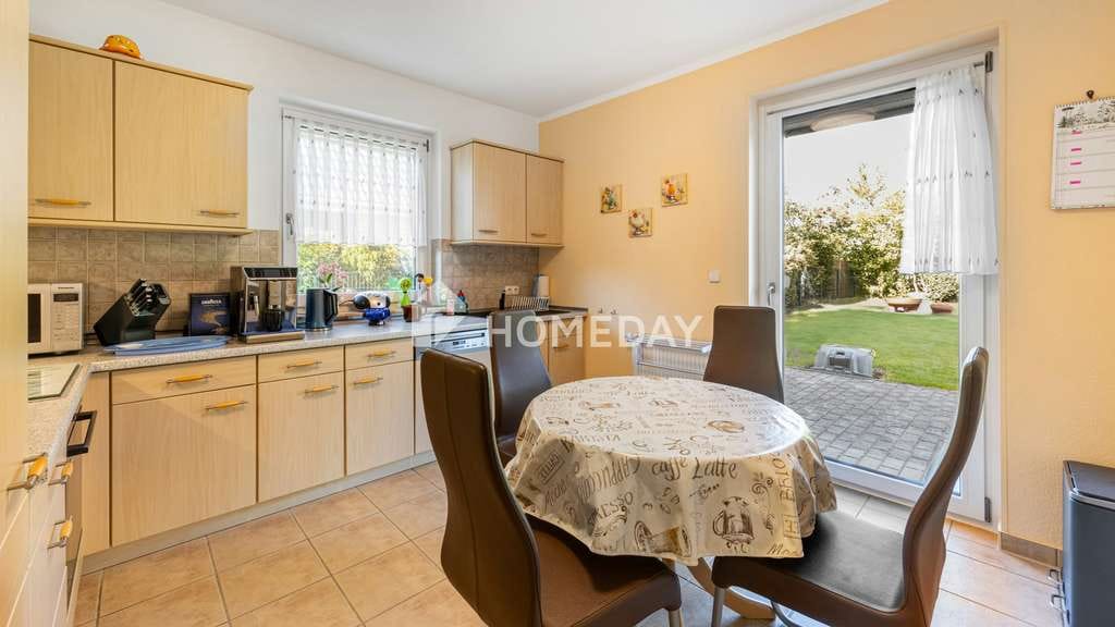 Immobilie in Bentwisch - Viel Platz für die Familie: Einfamilienhaus mit vier Schlafzimmern und sonnigem Garten - Bild 4
