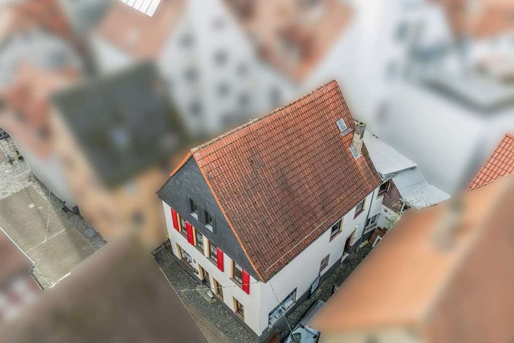 Immobilie in Nidda - Ensemblegeschütztes Wohn- & Geschäftshaus in Nidda - Bild 2