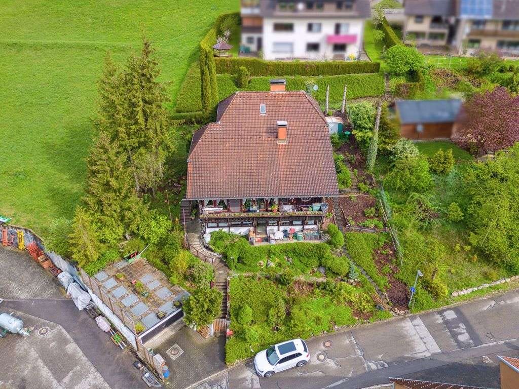 Immobilie in Stühlingen - Einfamilienhaus mit Einliegerwohnung in Stühlingen-Lausheim - Bild 4