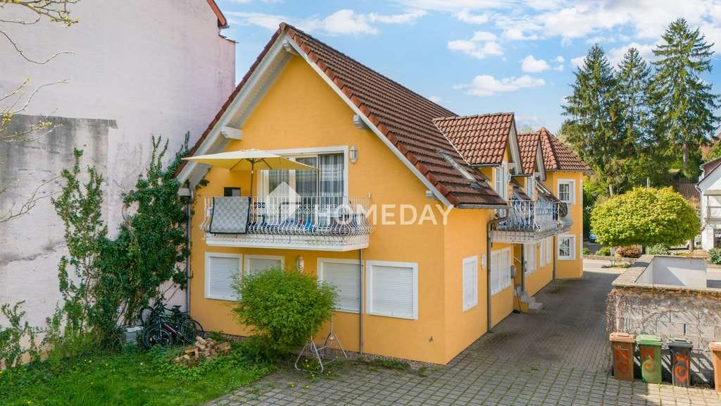 Immobilie in Eschelbronn - Voll vermietetes Weberhaus mit Praxis, 3 Balkonen und neuer Heizung in Eschelbronn - Bild 1