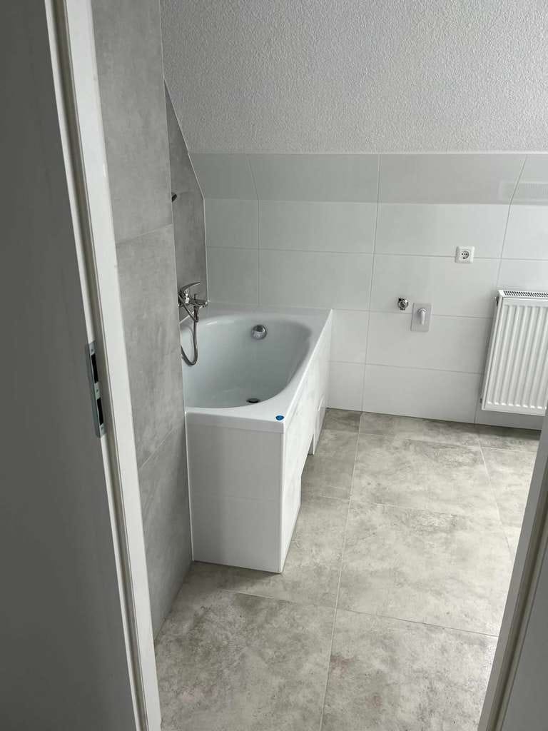 Immobilie in Oderwitz - Attraktives, renoviertes Mehrfamilienhaus mit drei modernen Wohnungen. - Bild 4