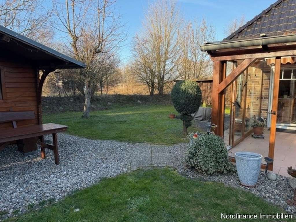 Immobilie in Wesenberg - Neuwertige Eigentumswohnung mit Garage und Gartengrundstück - Bild 4