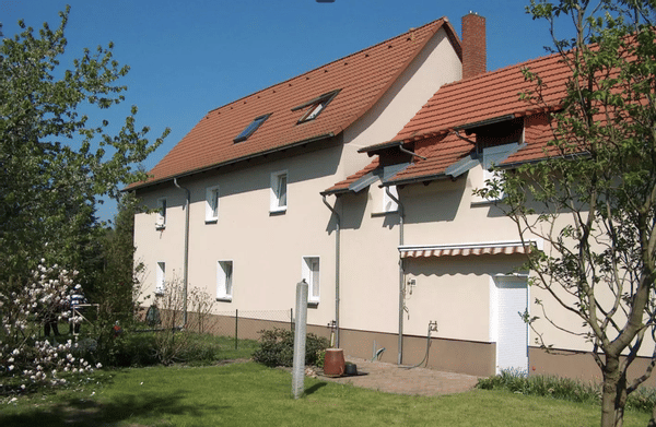 Immobilie in Doberschütz - Kapitalanlage trifft Wohnträume: Mehrfamilienhaus mit fünf Wohneinheiten, großem Garten & Pool in Do - Bild 3