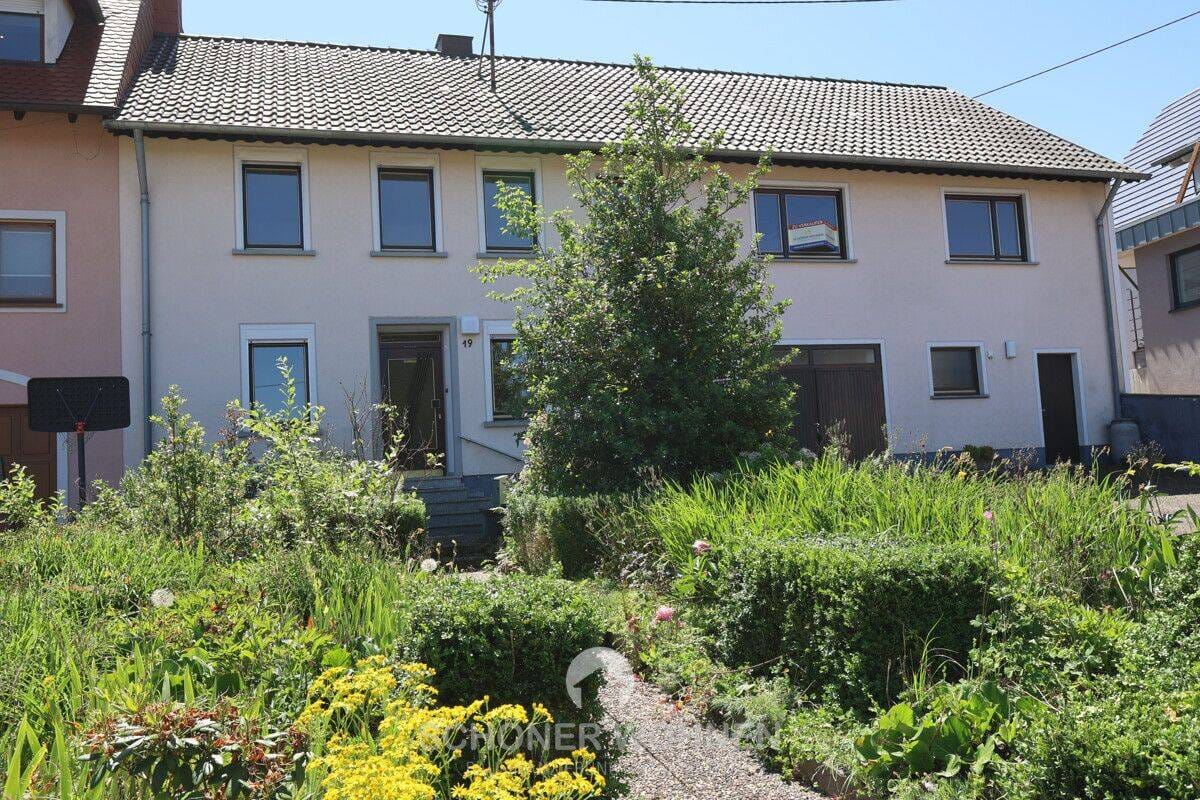 Immobilie in Greimerath - Greimerath | regionaltypisches Landhaus mit vielen Möglichkeiten - Bild 0