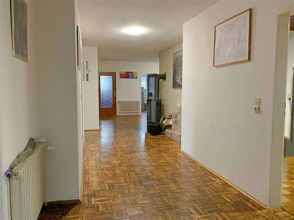 Immobilie in Westerholt - LEBEN UND ARBEITEN UNTER EINEM „DACH“! EFH MIT EINLIEGERWOHNNUG, GEWERBEHALLE & GARAGEN  - Bild 2
