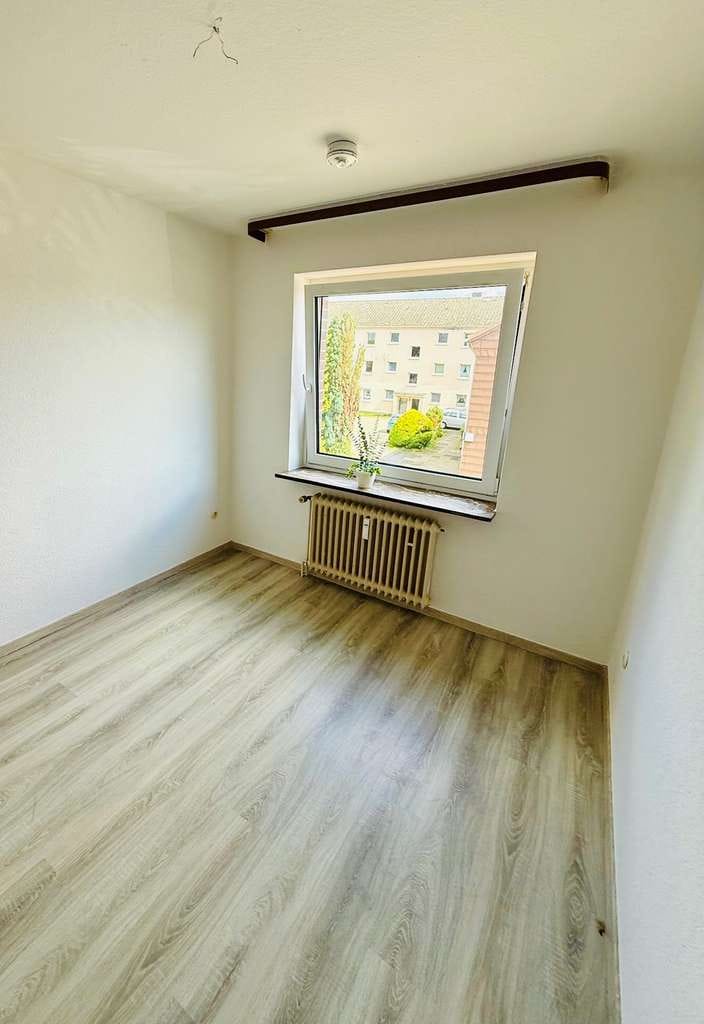 Immobilie in Schneverdingen - Provisionsfrei! Helle 3-Zi.-Wohnung mit Süd-Balkon & Stellplatz - Bild 2