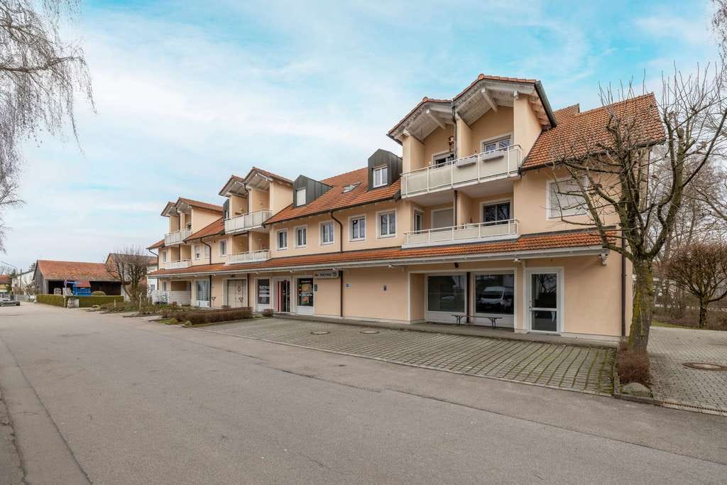 Immobilie in Berglern - SOMMER IMMOBILIEN - Charmante 2-Zimmer Dachgeschosswohnung mit Balkon - Bild 1