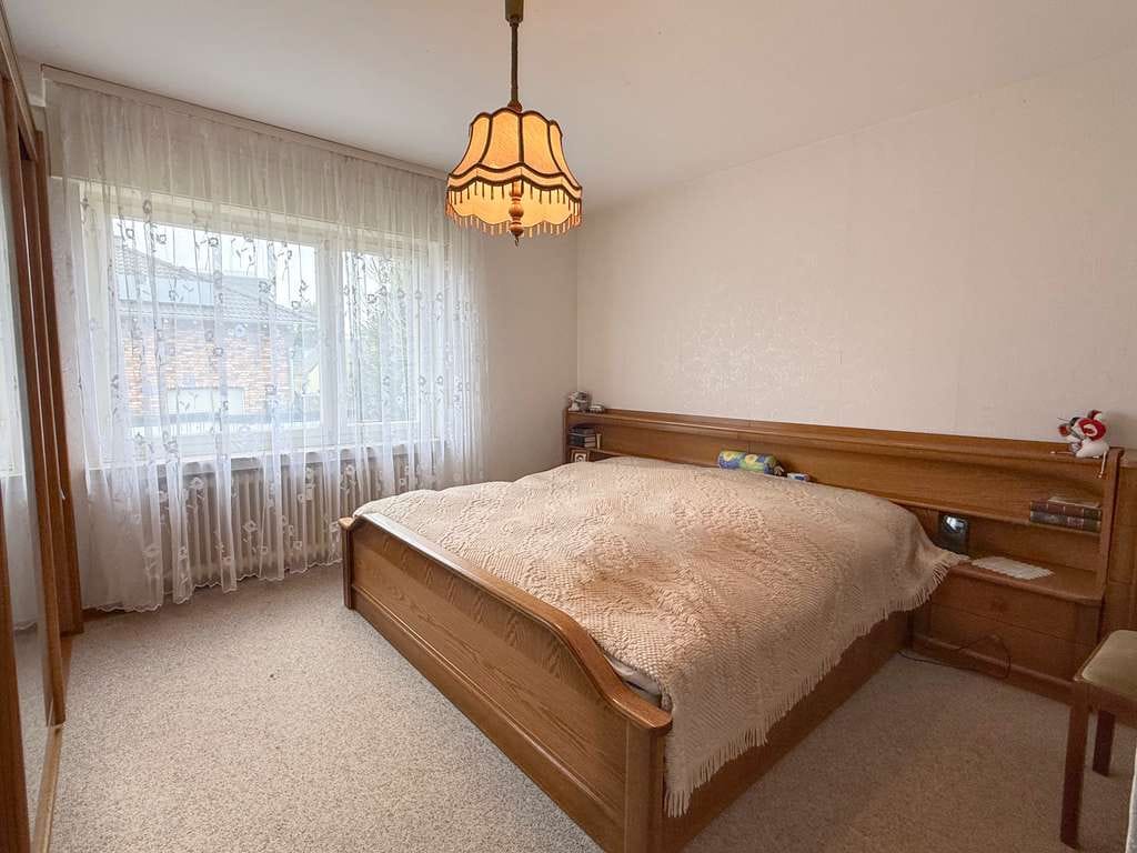 Immobilie in Grevenbroich - Zweifamilienhaus samt Ladenlokal in Grevenbroich - Gindorf zu verkaufen - Bild 4